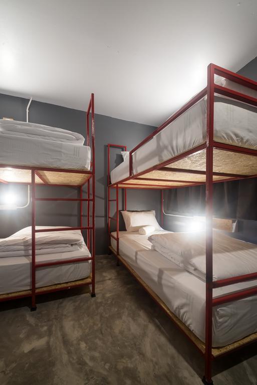 BED Hostel Phuket Rom bilde
